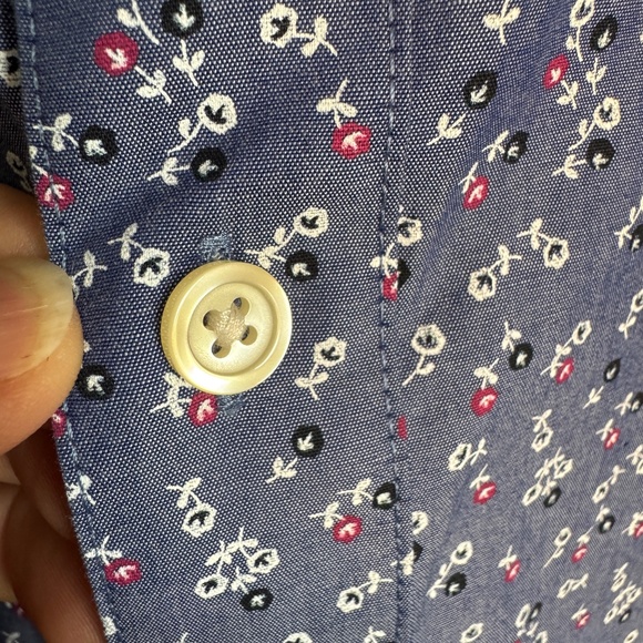 Banana Republic Factory Mens Slim Fit Button Shirt Allover Rose Print Purple Sml - Picture 4 of 14